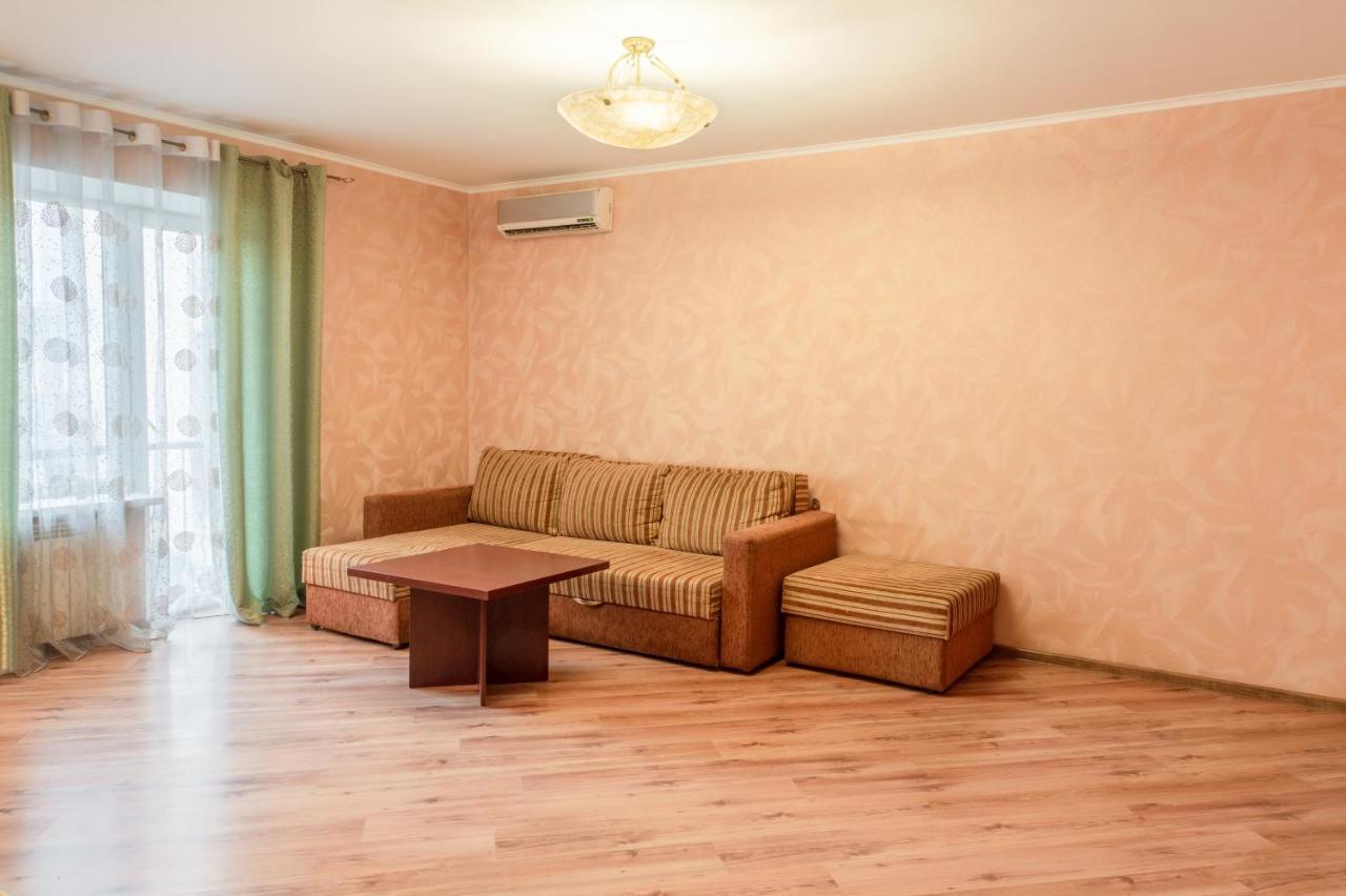 Apartment Triokhsviatytelskaya Street 3 Kiev Extérieur photo